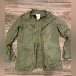 Madewell lightweight Olive color jacket Size XS Oversized 100% Cotton